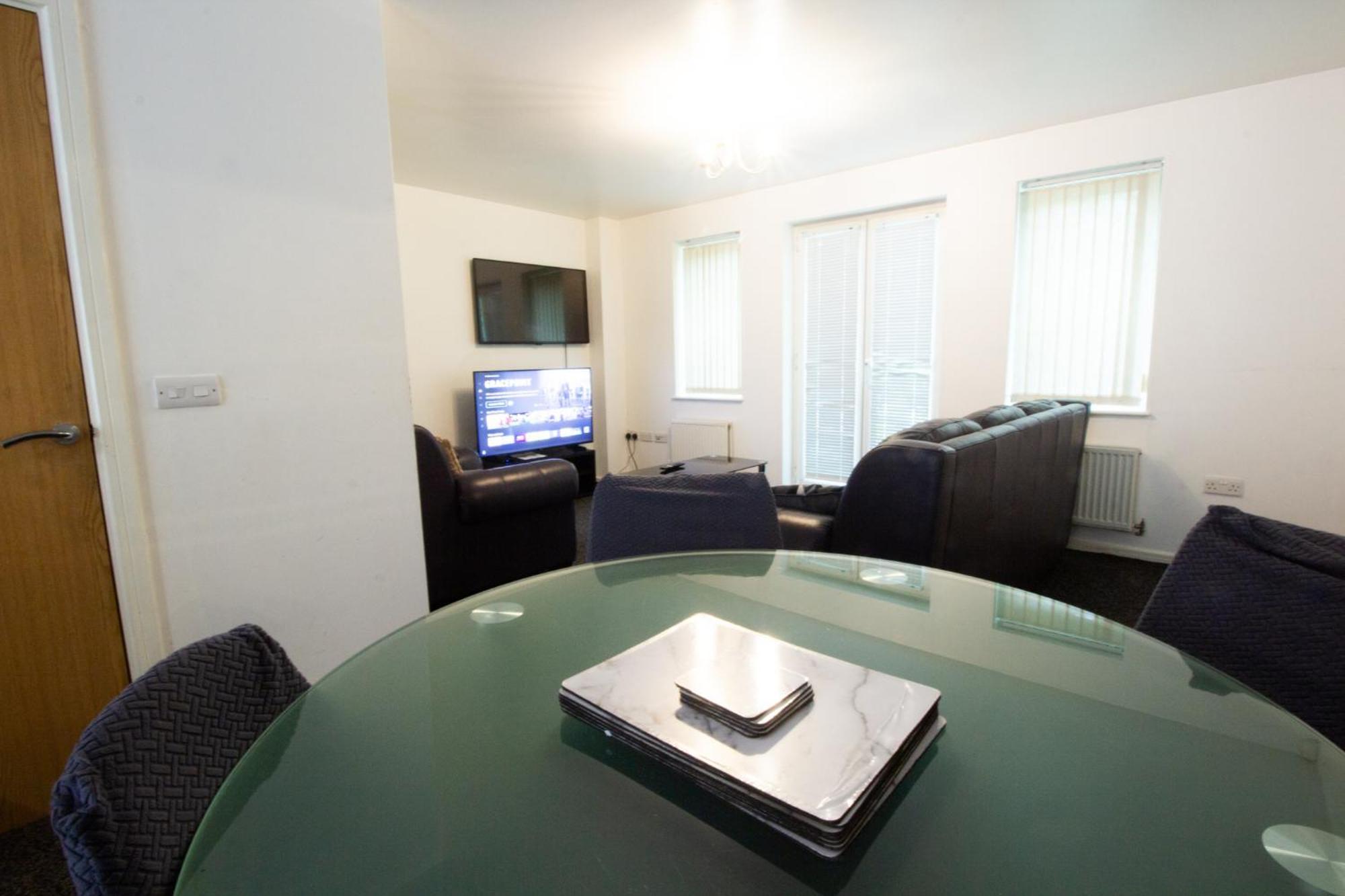 2 Bed Townhouse, Sleeps 5, Close To Centre Apartamento *
